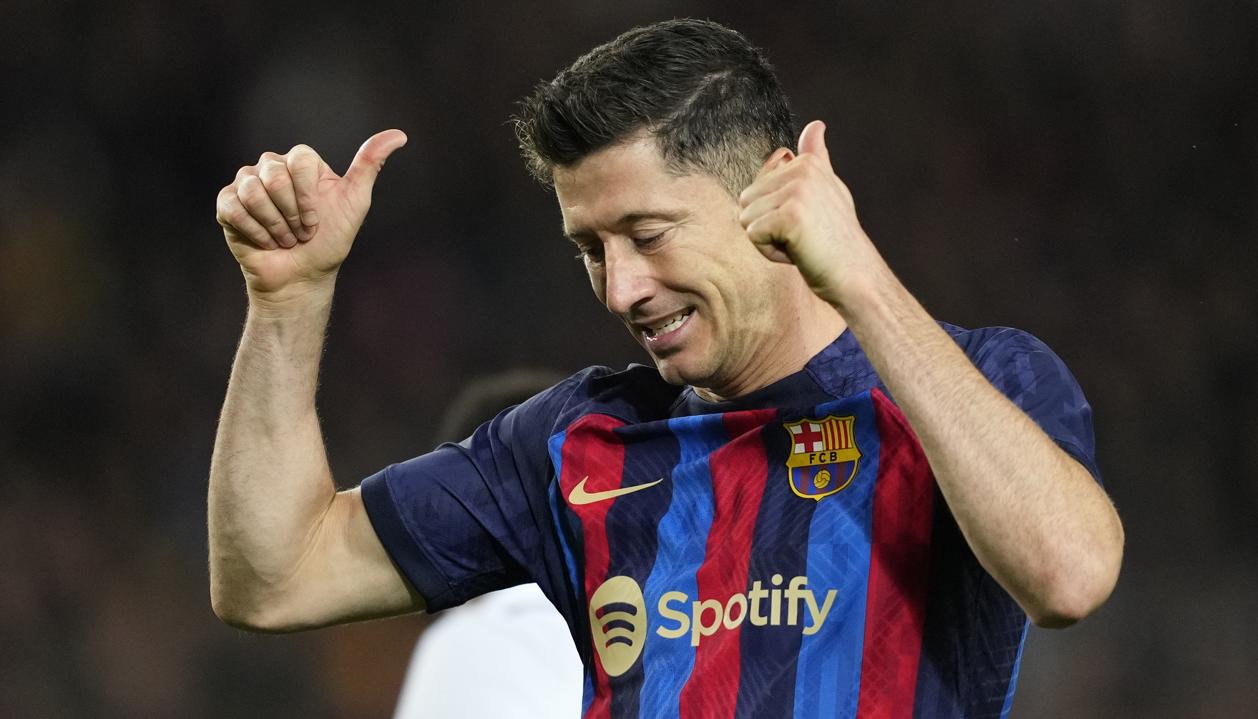 Robert Lewandowski, delantero polaco del Barcelona. 