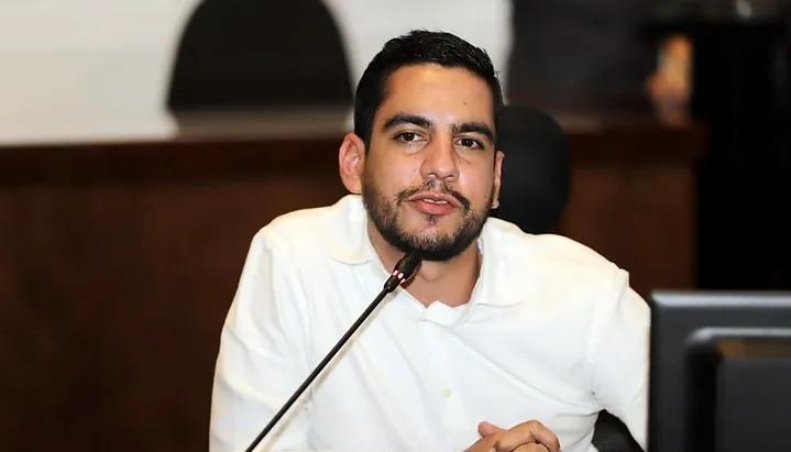 Senador Álex Flórez.