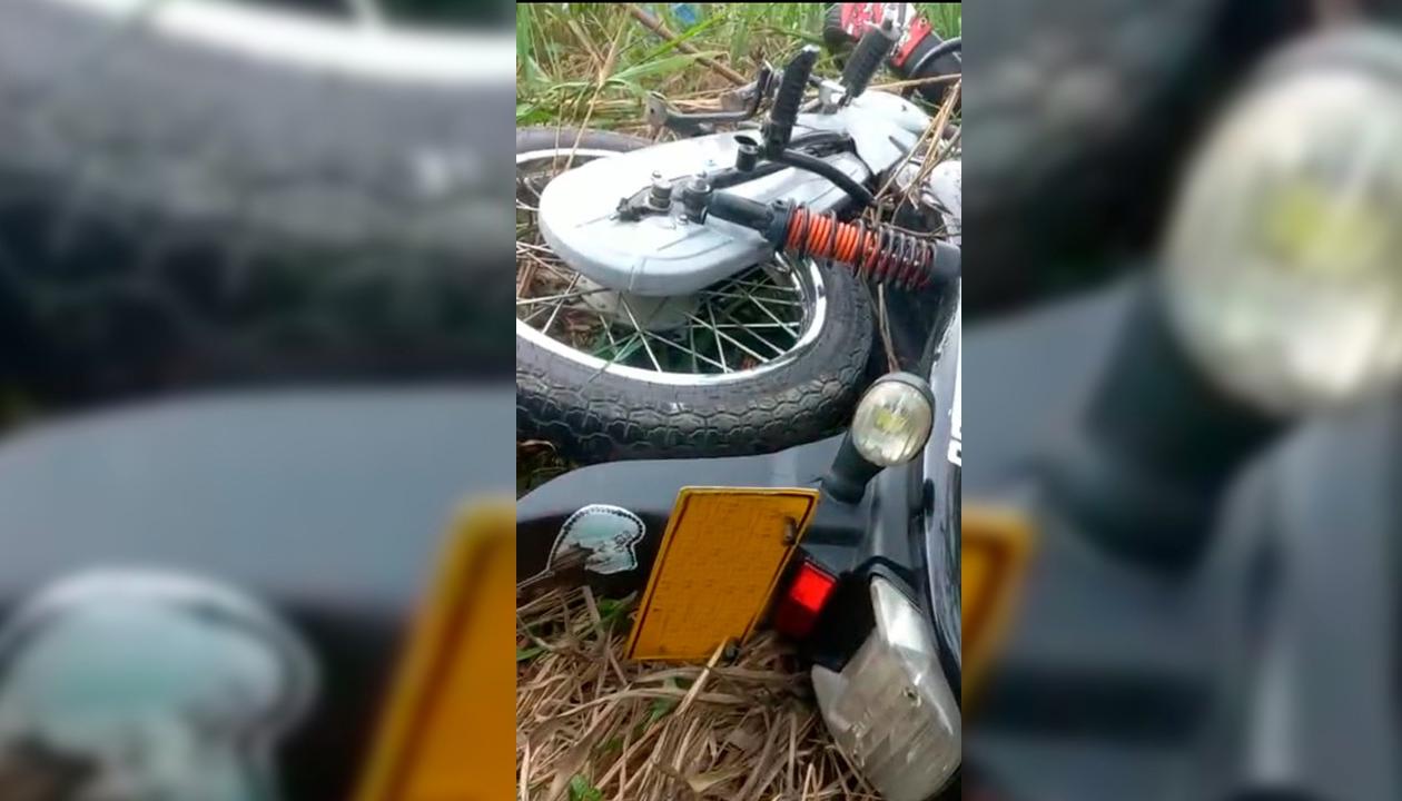 Motocicleta en la que se movilizaba el adolescente. 