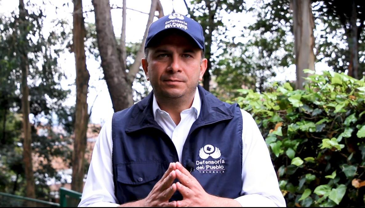 El Defensor del Pueblo, Carlos Camargo Assis