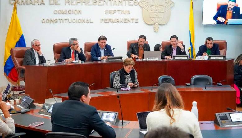 Comisión Séptima de la Cámara de Representantes.