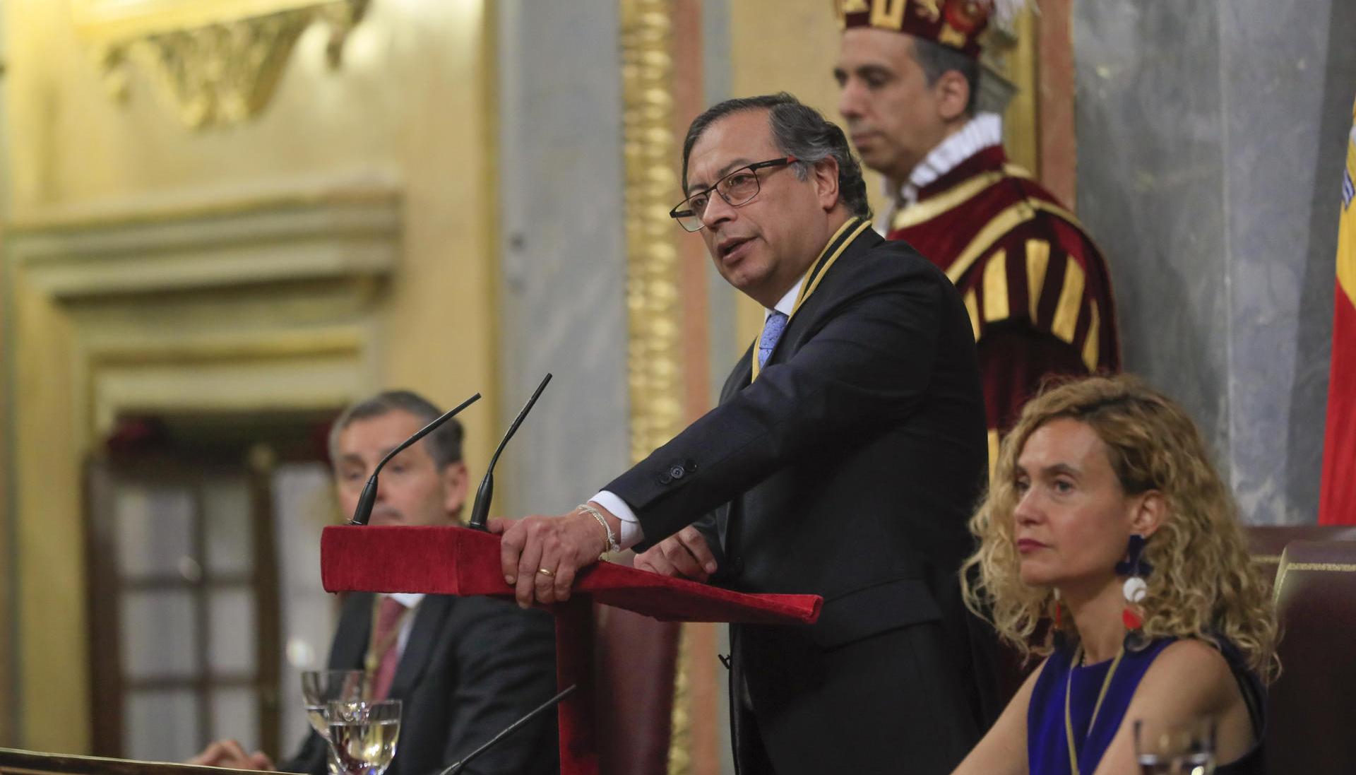 Presidente Petro durante su discurso en  el Congreso de los Diputados.