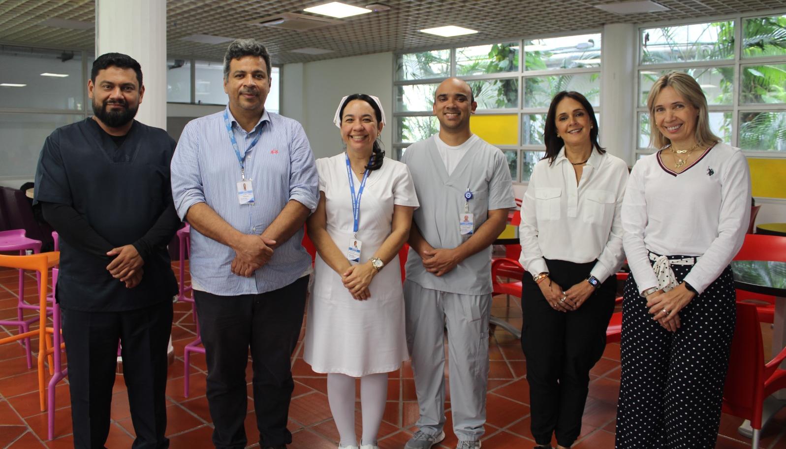 Donaldo De La Hoz, Subdirector de Farmacia; Diego Viasus, Infectólogo; Claudia Vásquez, Subdirectora de Enfermería; Hugo Macareno, Director Científico HUN; Silvia Aguilera, Coordinadora Operativa CEI - HUN; Lila Visbal, Directora Docencia Servicio HUN.