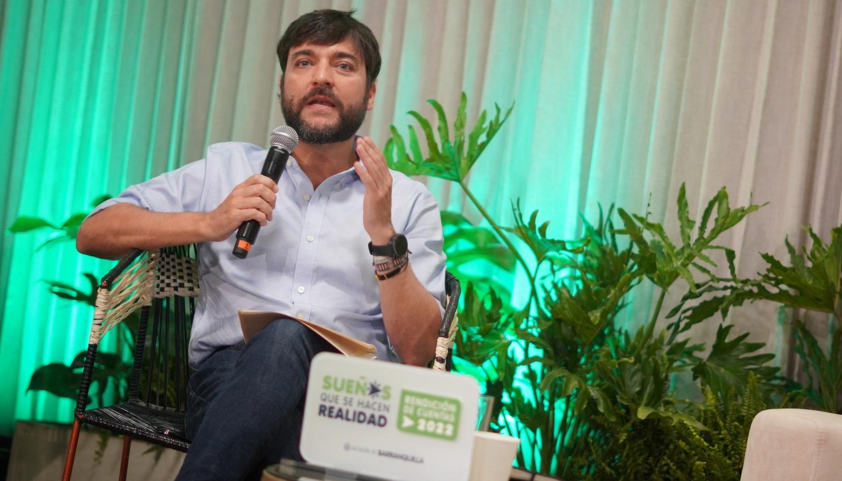El alcaldeJaime Pumarejo durante la rendición de cuentas