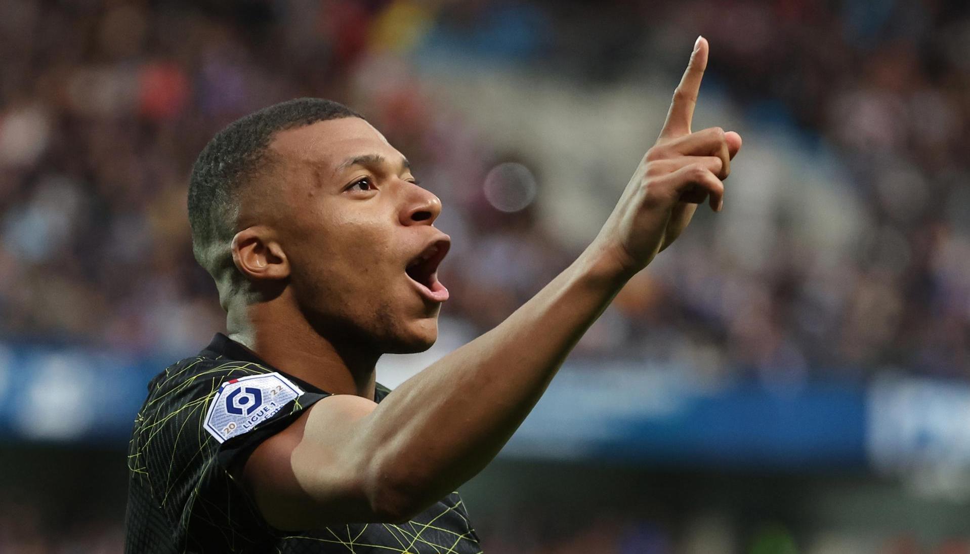 Kylian Mbappe celebra