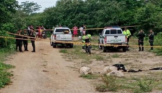 4 sacos encontrados en el caserío de Pelechúa, zona rural de Riohacha.