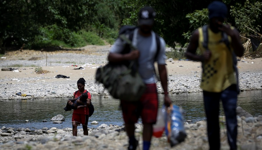 Mueren presuntos asaltantes de migrantes.