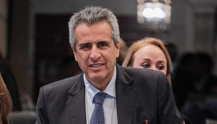 El Ministro del Interior, Luis Fernando Velasco.