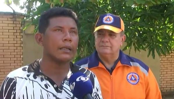 Manuel Ranoque busca a su esposa y a sus 4 hijos que viajaban en la avioneta desaparecida.