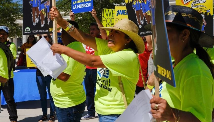 "Nuestra economía depende de los inmigrantes", escribieron en algunas pancartas