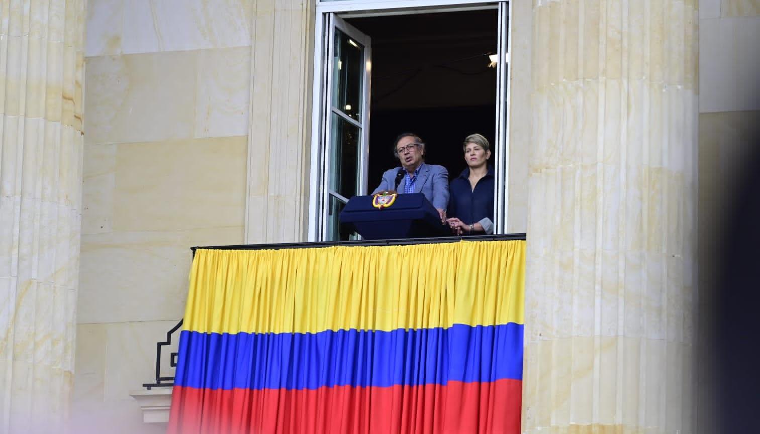 El Presidente Gustavo Petro y la Primera Dama, Verónica Alcocer.