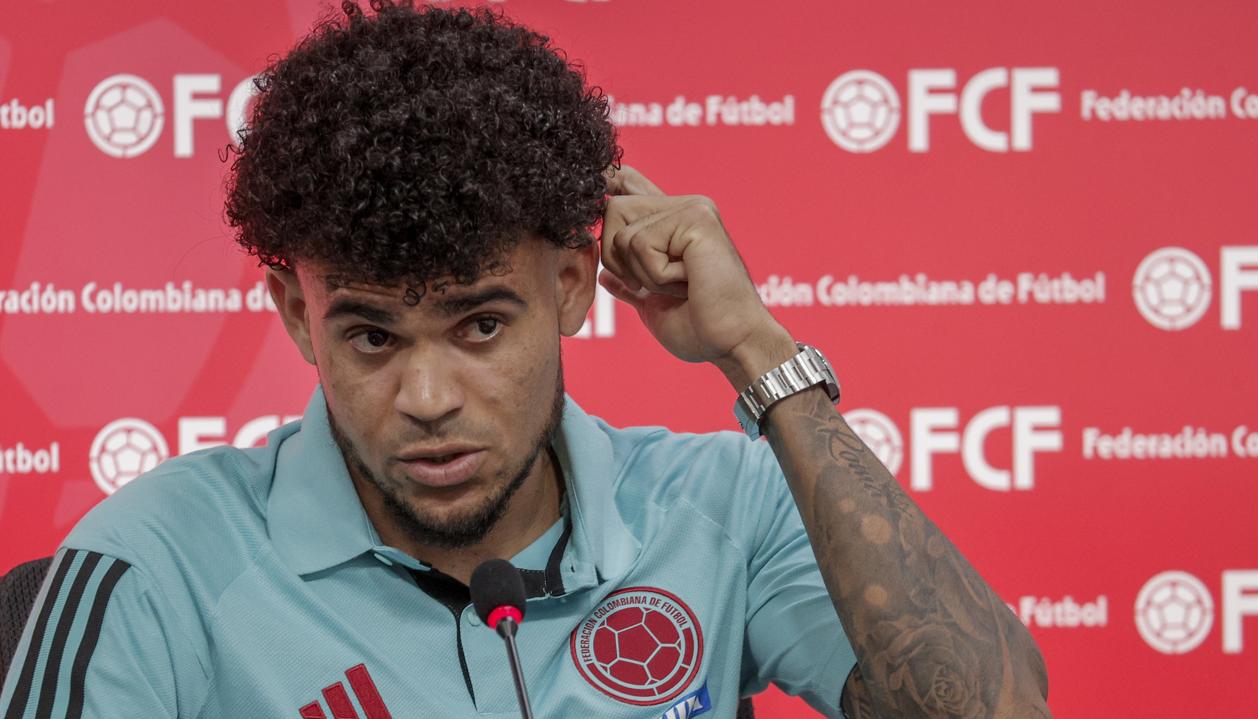 Luis Díaz retorna a la Selección Colombia tras superar una grave lesión con el Liverpool. 