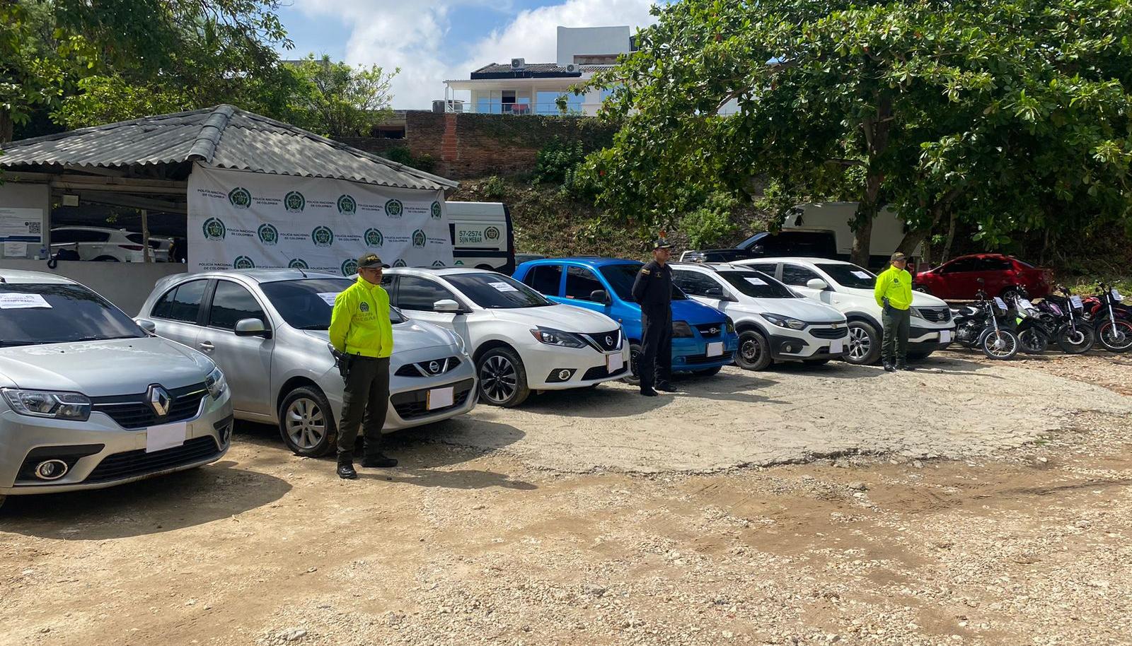 Policía recuperó carros y motos robados