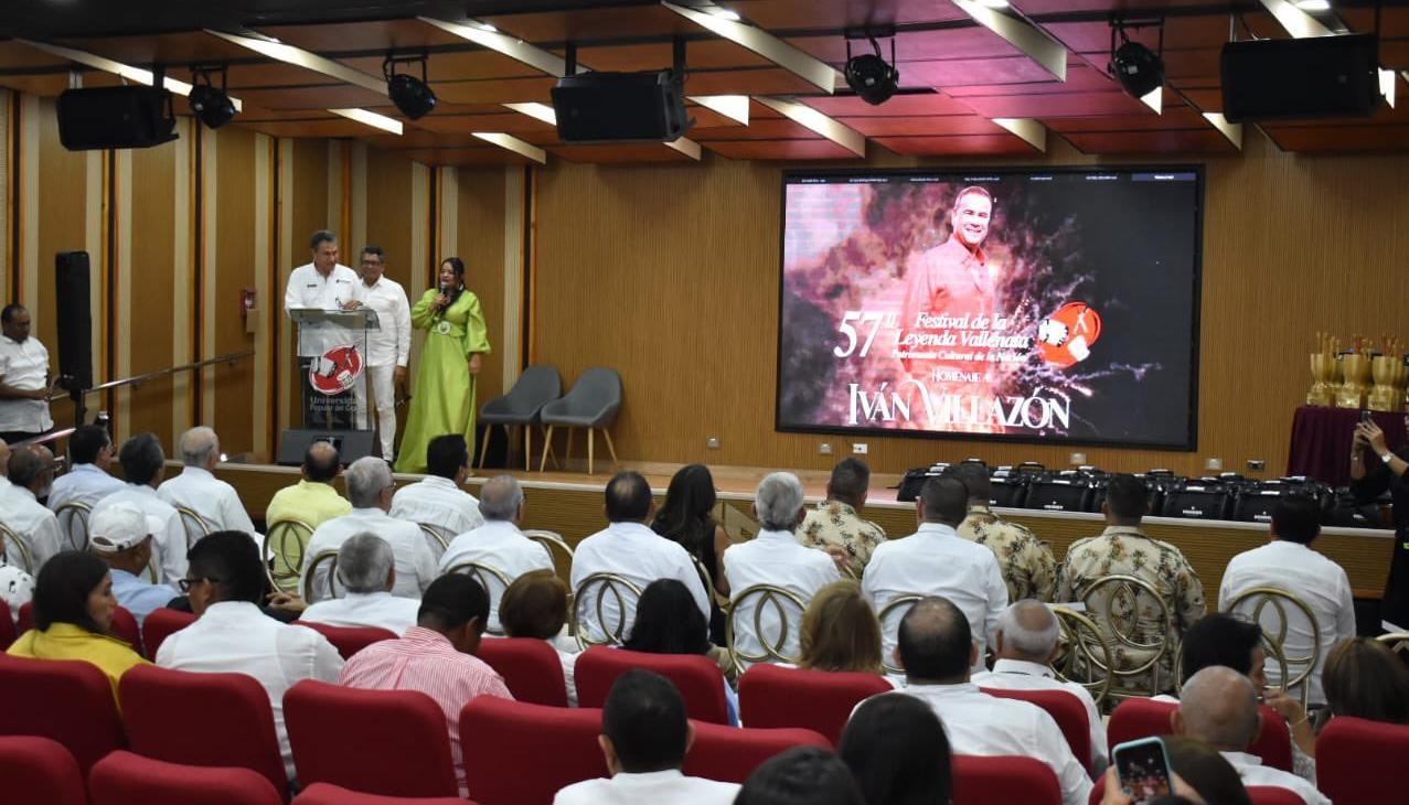 Iván VIllazón será homenajeado en el Festival de la Leyenda Vallenata 2024.