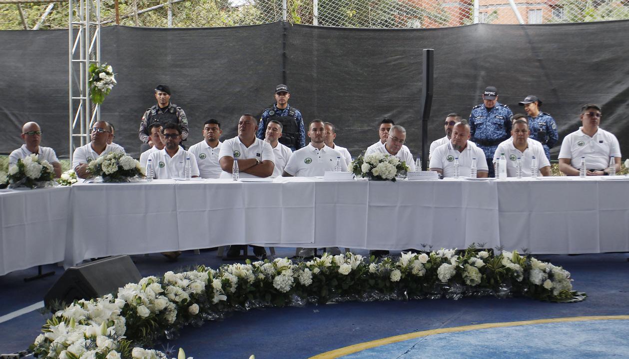 Imagen de la mesa de diálogo.