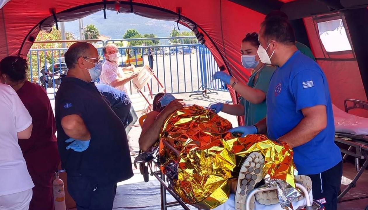 Migrante atendido por los servicios sanitarios.