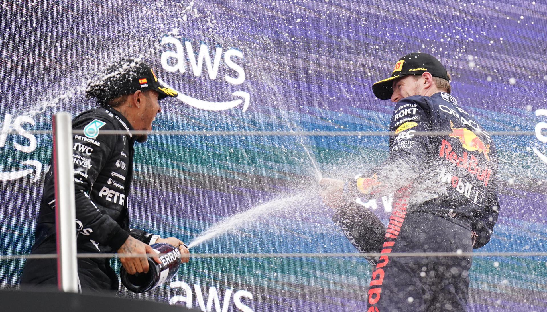 Lewis Hamilton y Max Verstappen.