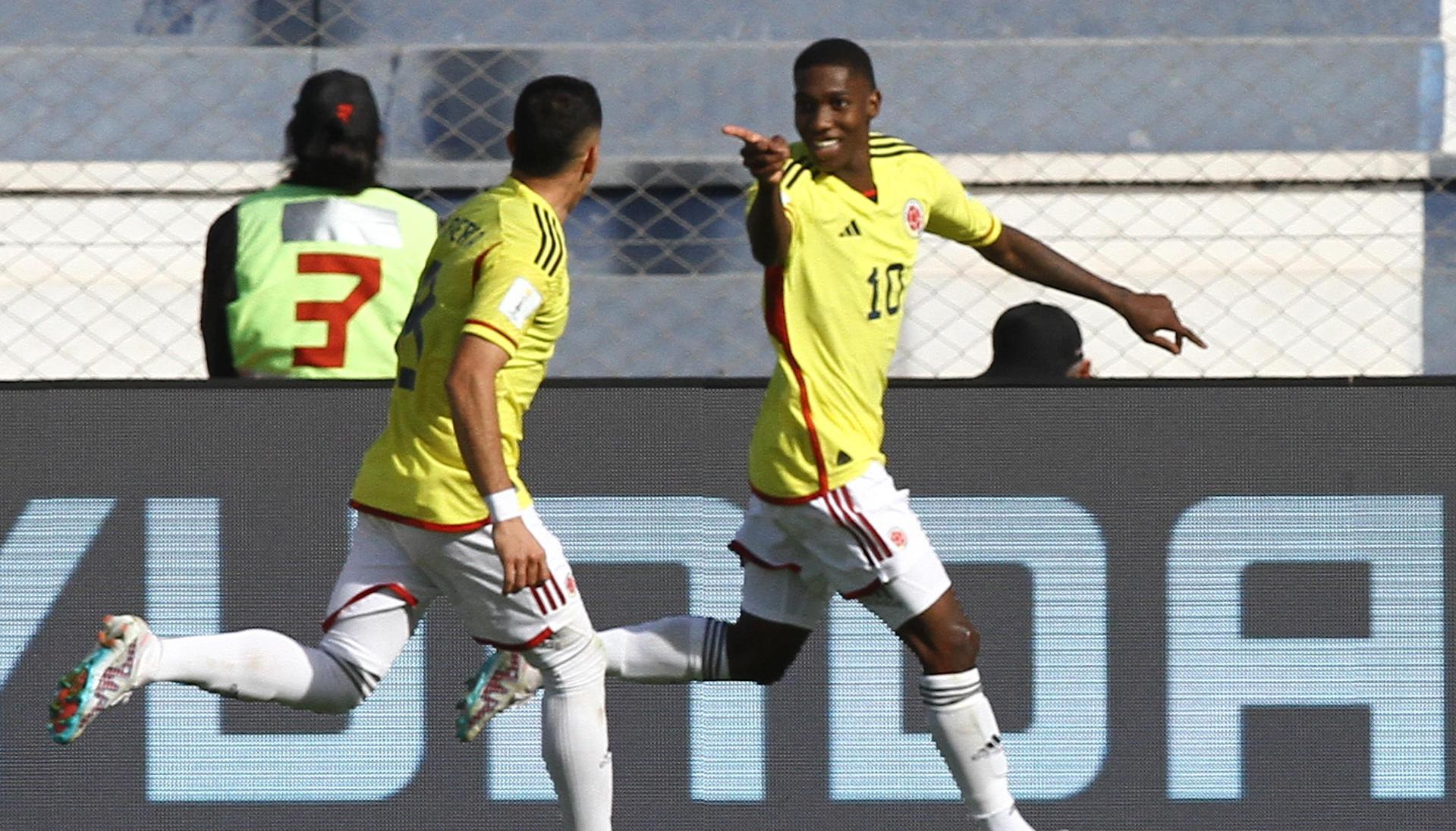 Yaser Asprilla celebra su gol.