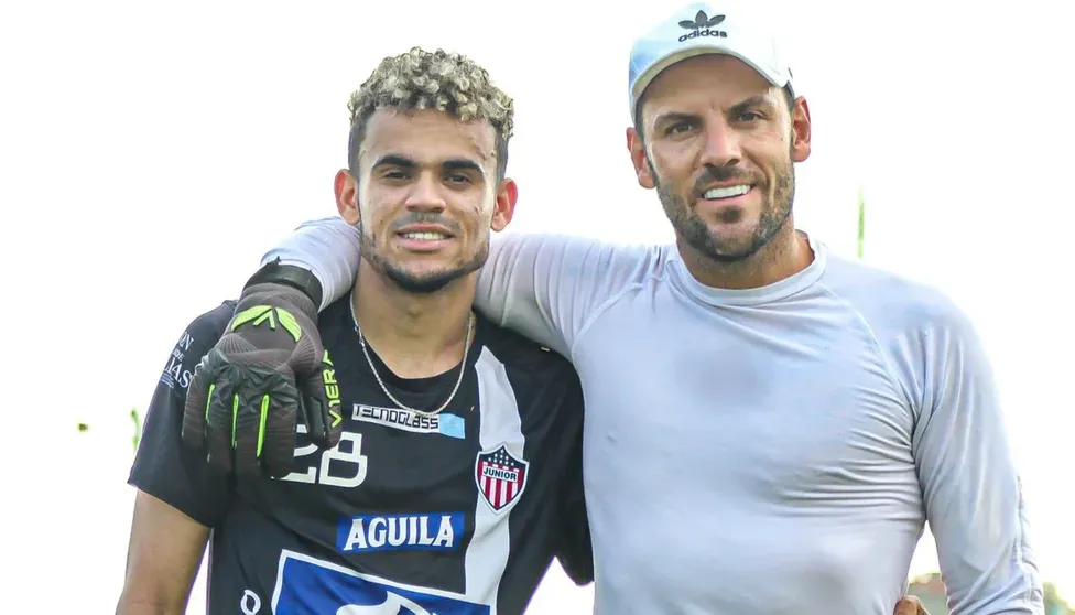 Luis Díaz y Sebastián Junior fueron compañeros en Junior entre 2017 y 2019.