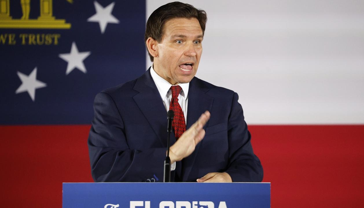 El gobernador de Florida y candidato a las primarias republicanas, Ron DeSantis.