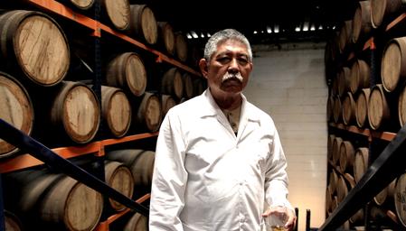 Giraldo Mitouka, maestro cubano en la elaboración de ron, falleció en Barranquilla.