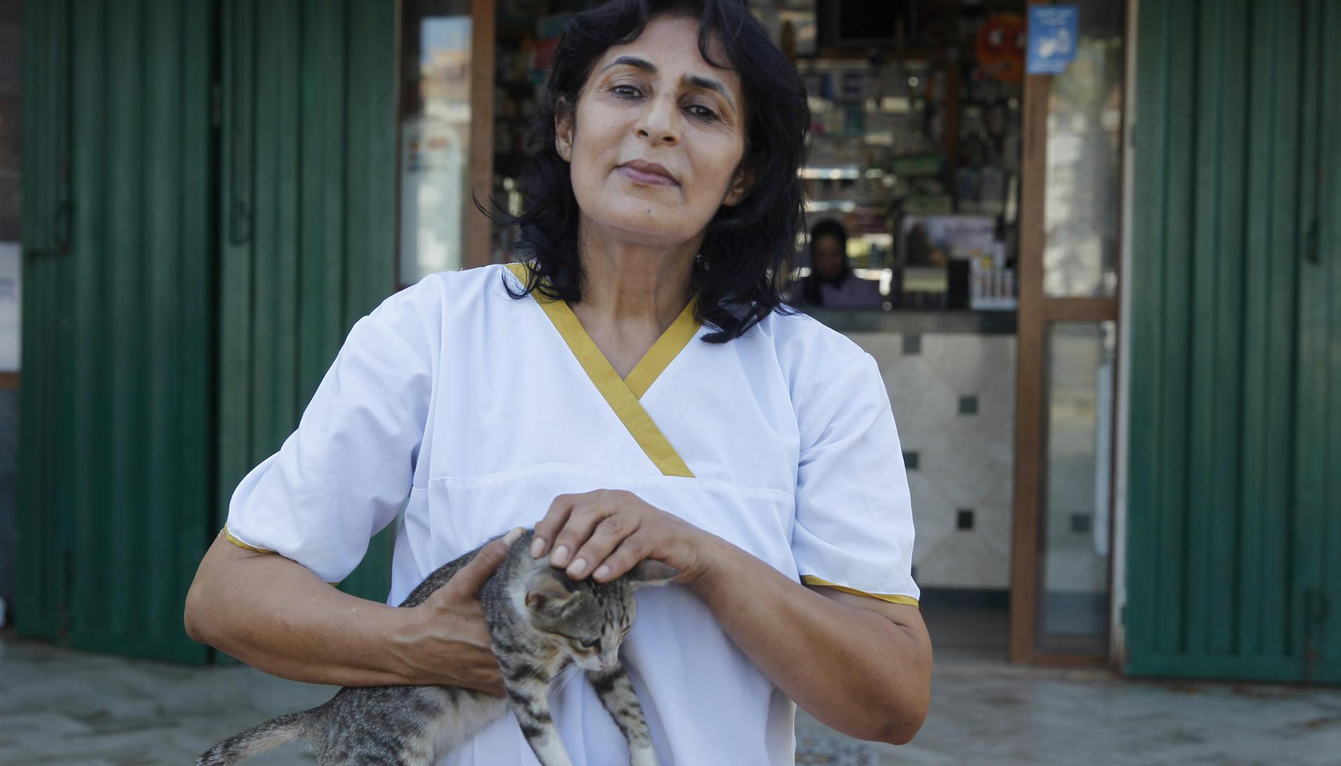 Jadiya Ouiyzme, fundadora del refugio ‘El Pueblo de los Animales’.
