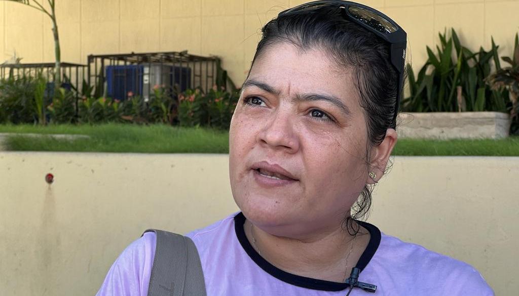 Lisbeth Echeverría, madre del joven herido a bala por el policía.