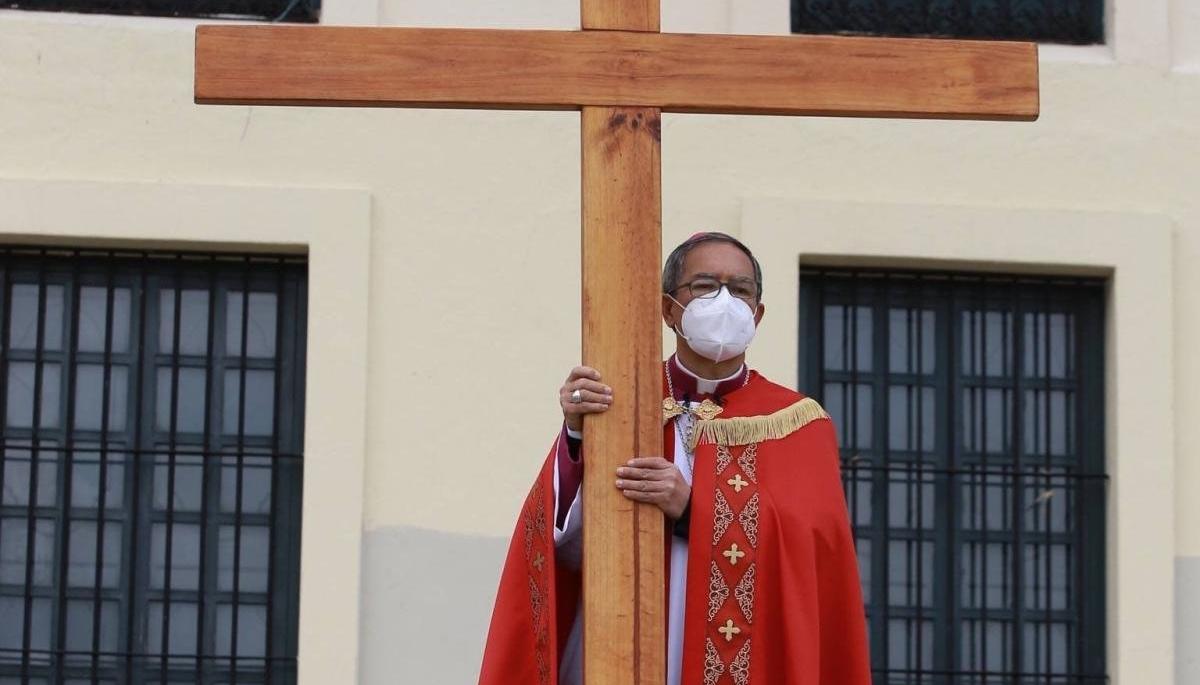 El arzobispo de Bogotá, Luis Rueda.
