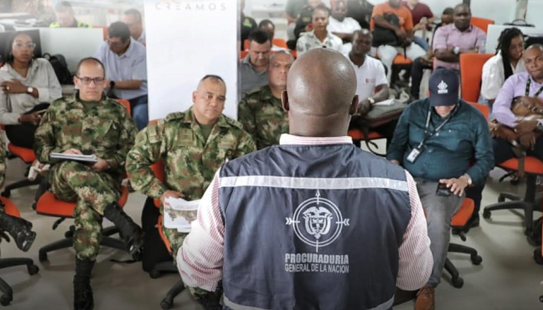 Procuraduría se reunió con militares.