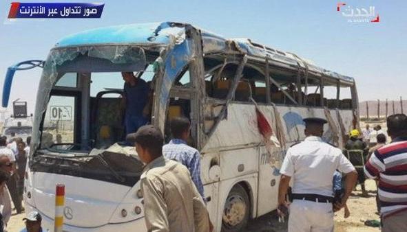 Estado en que quedó el bus que colisionó contra un camión