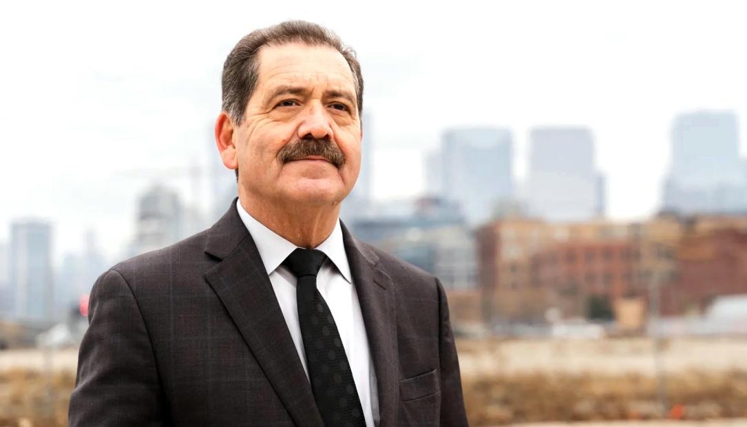 El progresista Jesús "Chuy" García.