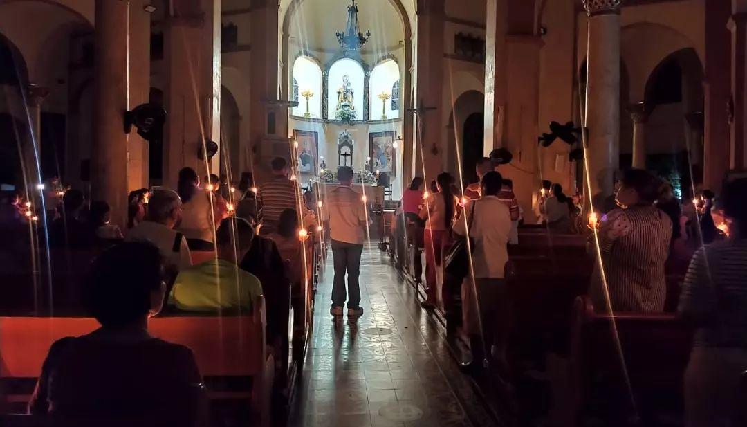 Una de las celebraciones en la Iglesia del Carmen en Barranquilla