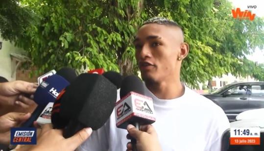 Jermein Peña dialogó con los medios al llegar a la sede administrativa del Junior.