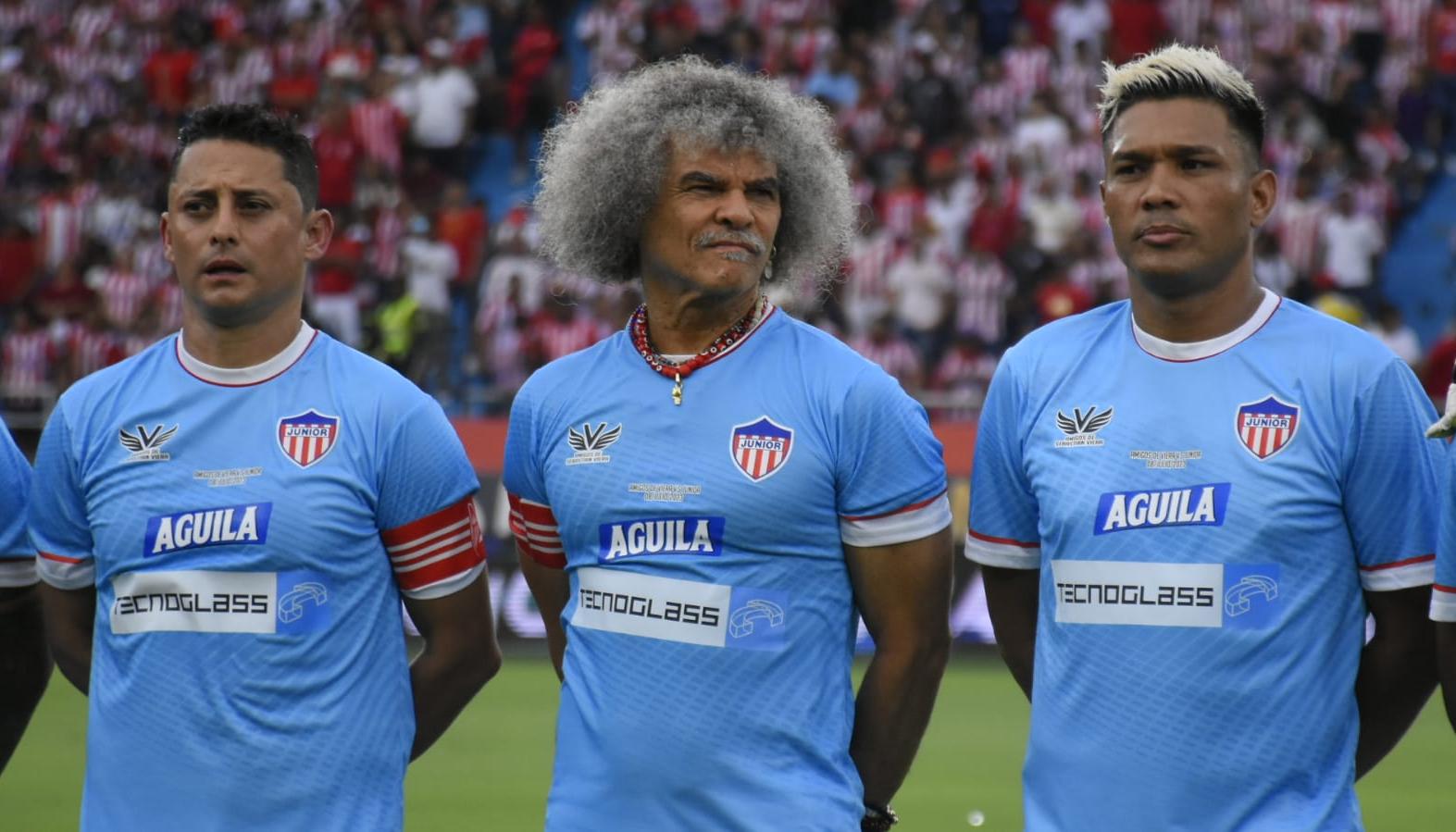 Teófilo Gutiérrez en la despedida de Viera acompañado de Giovanni Hernández y el 'Pibe' Valderrama. 