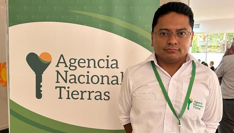 Julio Cuastumal Madrid, jefe de la dirección jurídica de tierras de la Agencia Nacional de Tierras, ANT.