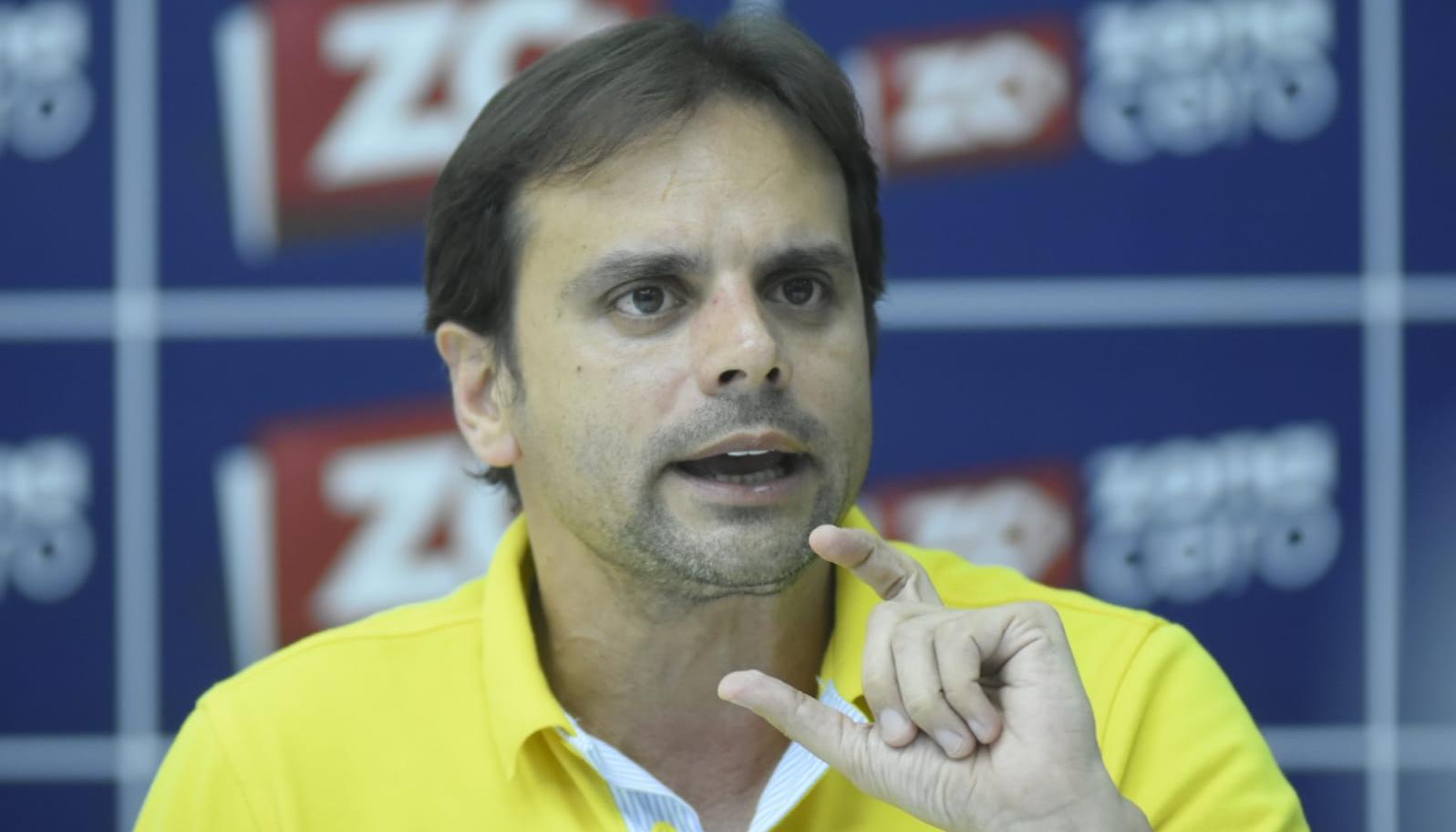Alfredo Varela, candidato a la Gobernación por Alianza Verde, en la visita que realizó a Zona Cero.