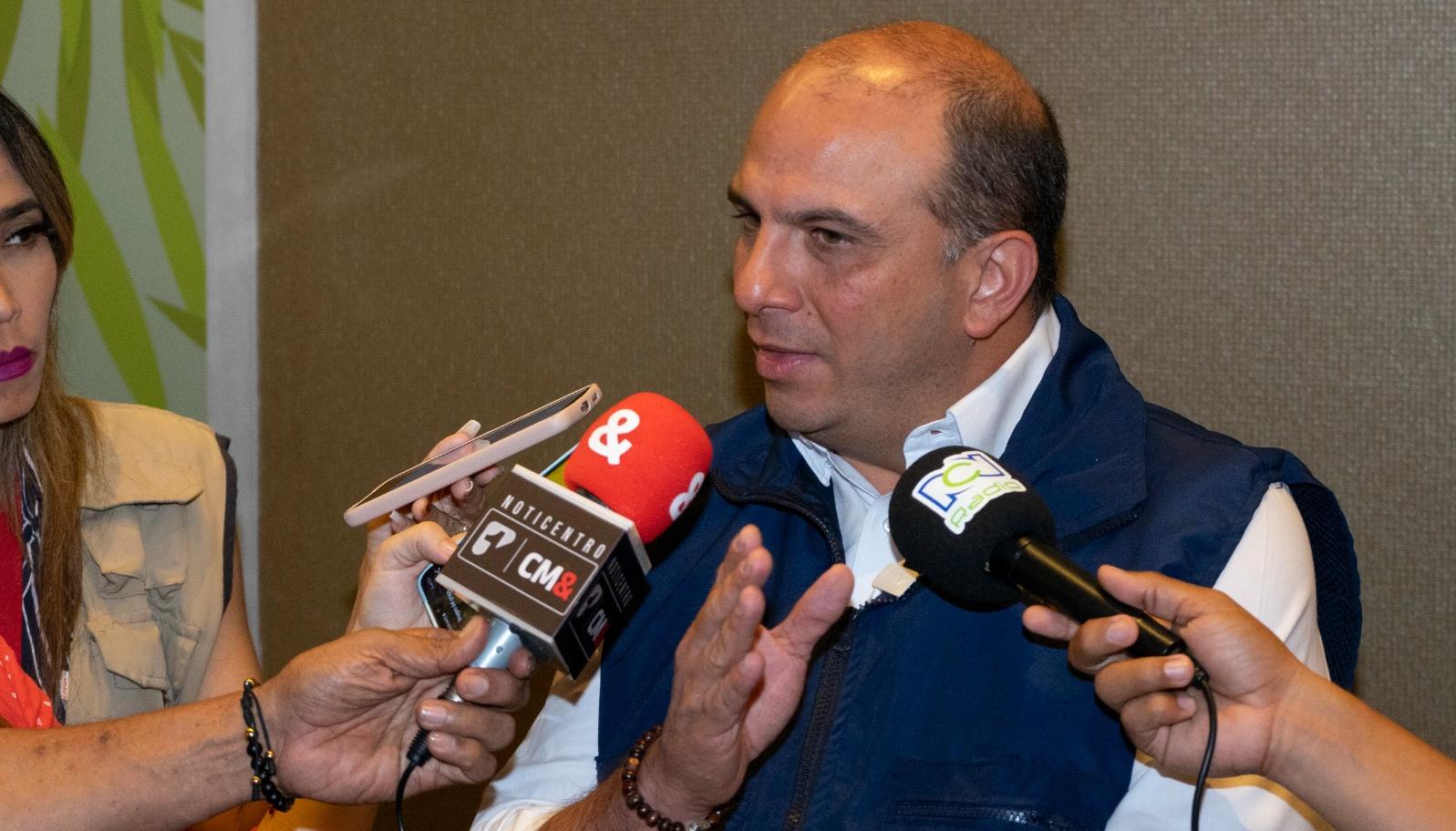 Carlos Camargo Assis, Defensor del Pueblo.