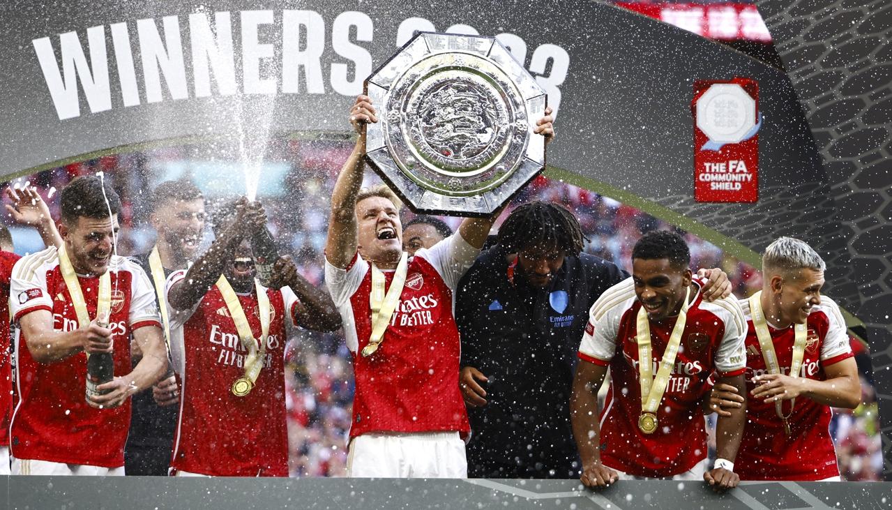 La celebración del Arsenal tras conquistar el título de la Community Shield.