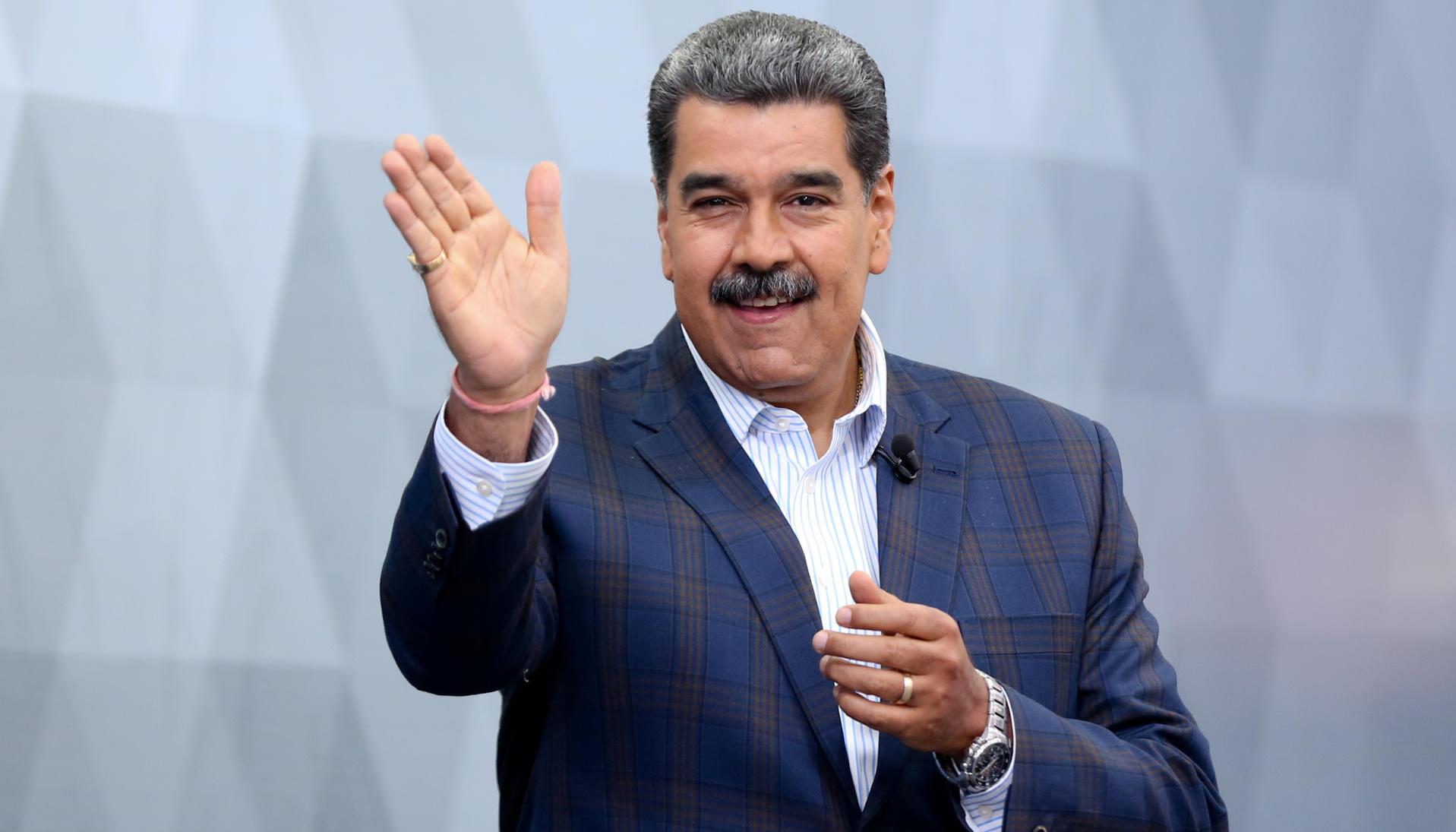 El presidente Nicolás Maduro en su programa de televisión "Con Maduro +"