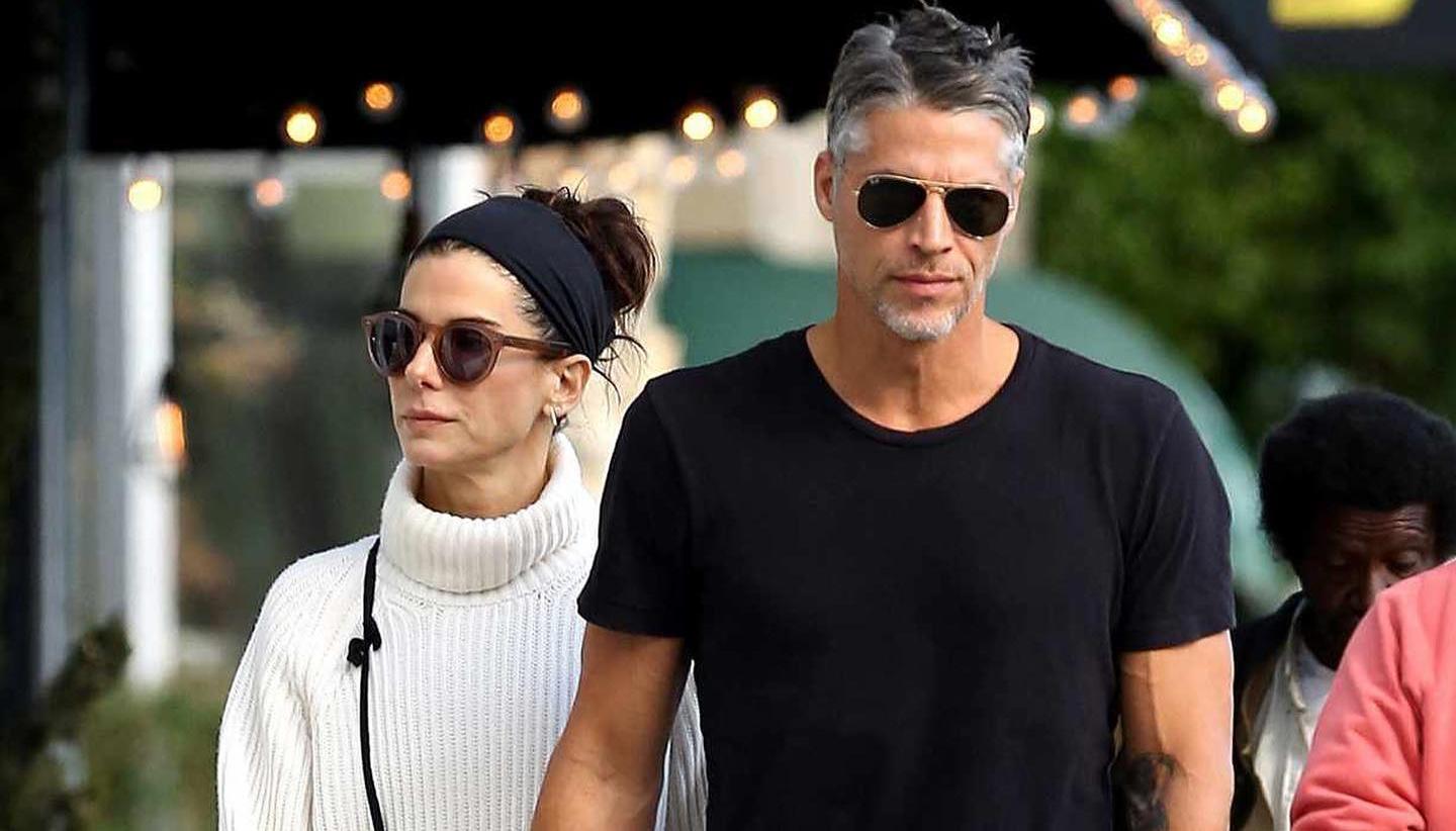 Sandra Bullock y su compañero Bryan Randall. 