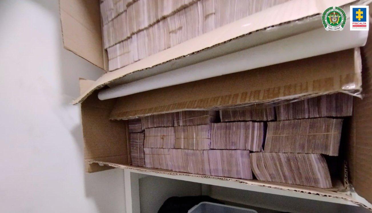 Cajas en las que se encontraba el dinero.