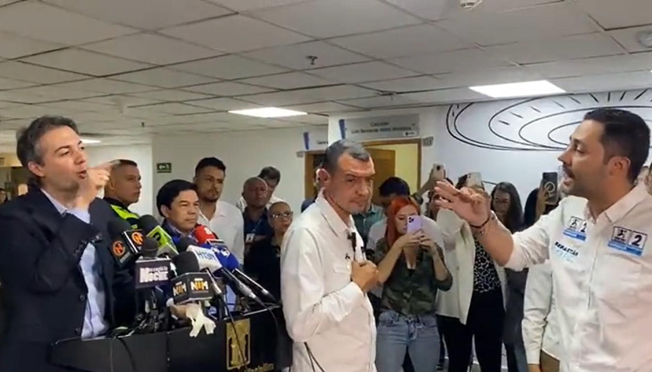 Imagen de la discusión entre Daniel Quintero Calle y Sebastián López.