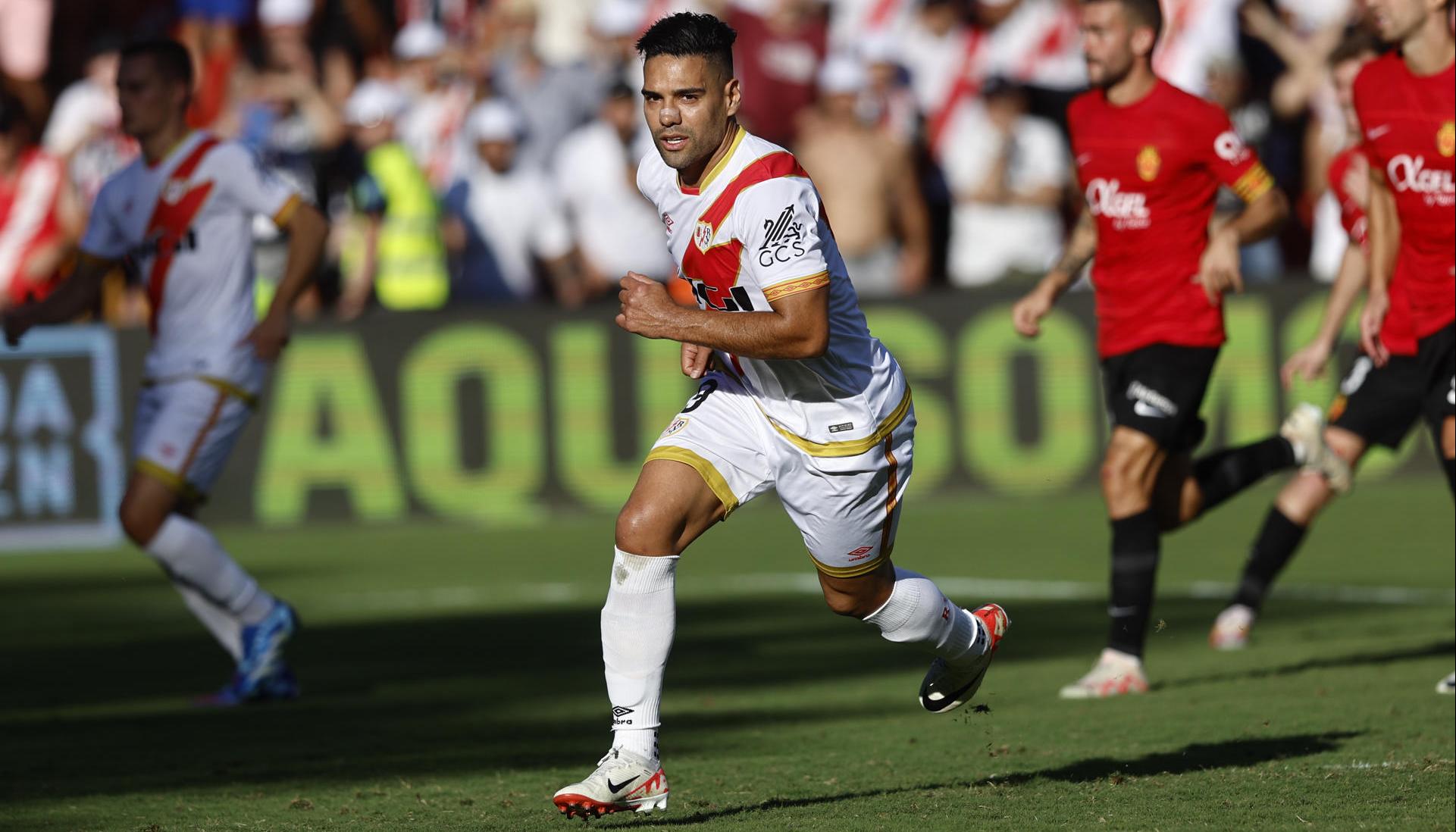 Radamel Falcao celebrando el empate del Rayo Vallecano.