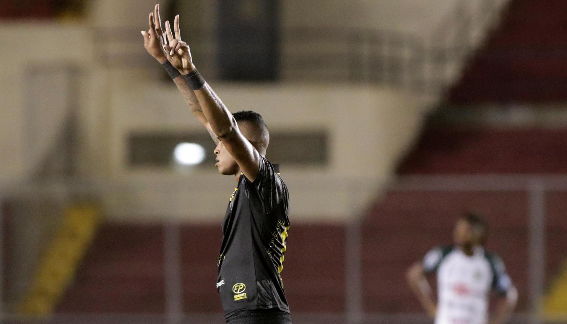 Gilberto Hernández, jugador del Club Atlético Independiente de Panamá