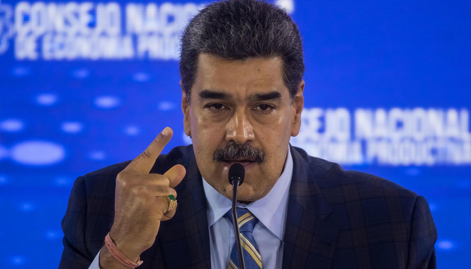 El presidente de Venezuela, Nicolás Maduro, participa en un acto con representantes de sectores productivos.