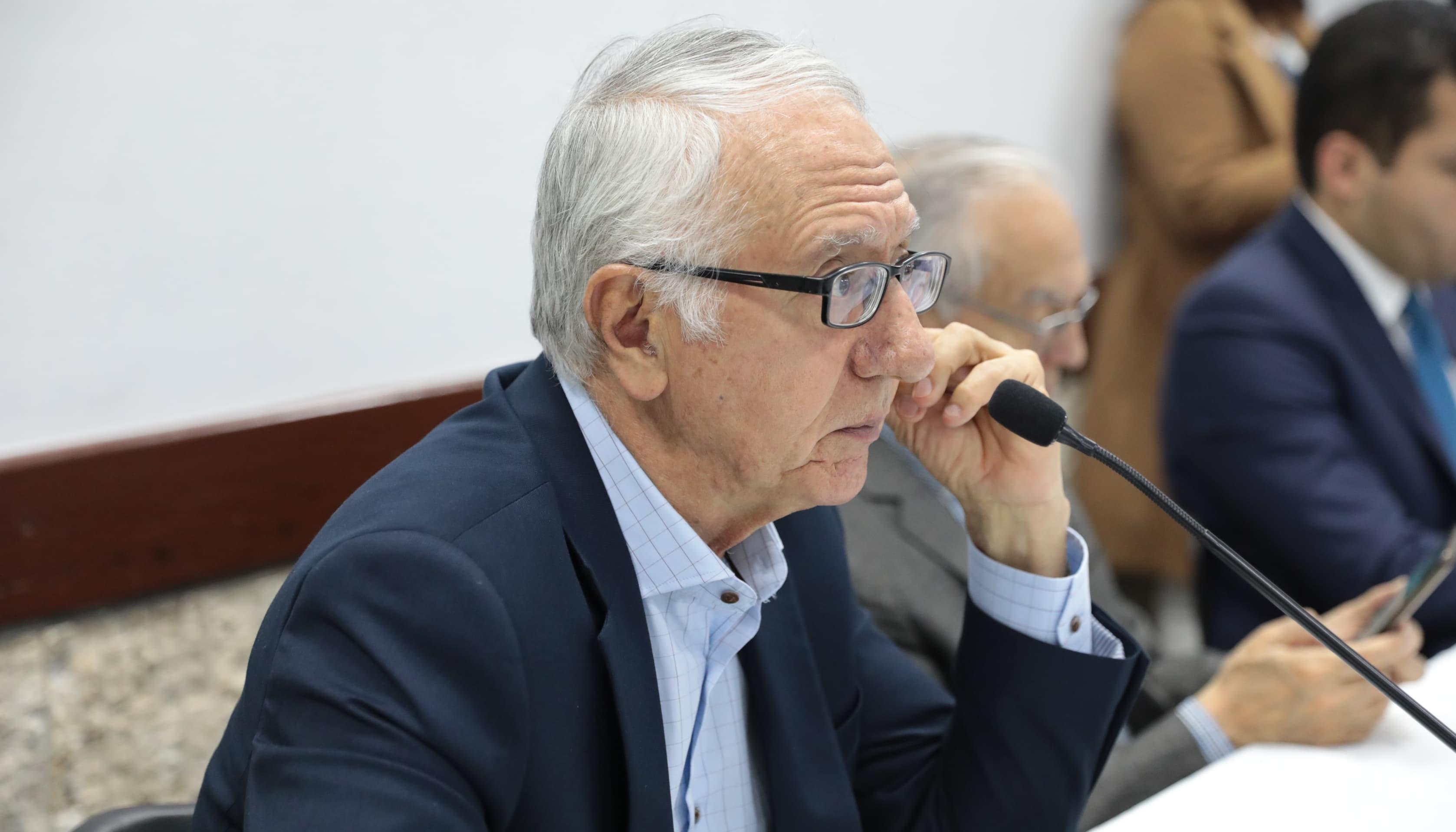 El Ministro de Salud, Guillermo Jaramillo.