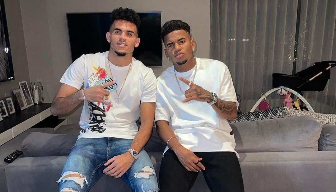 Roller junto a su hermano Luis Díaz. 