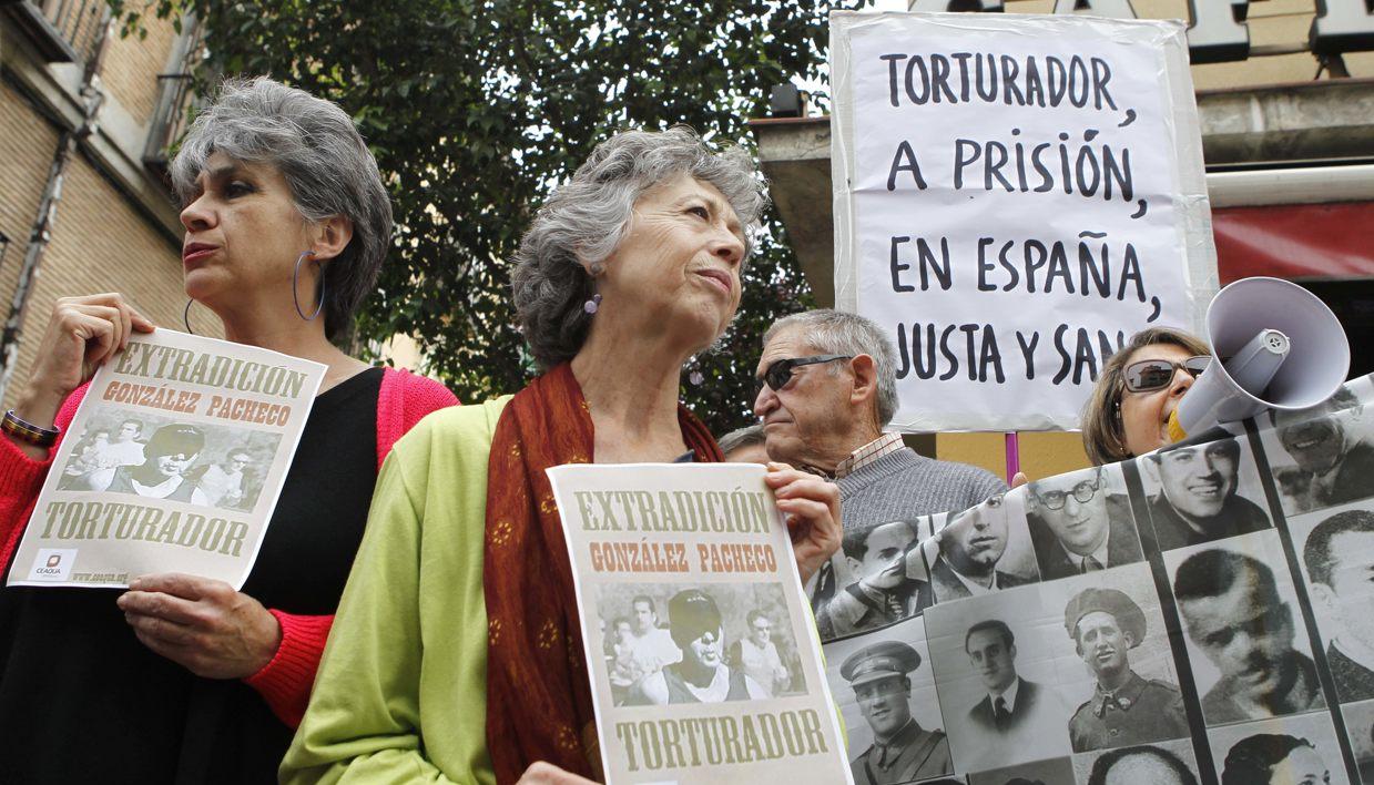 Familiares de víctimas del franquismo.