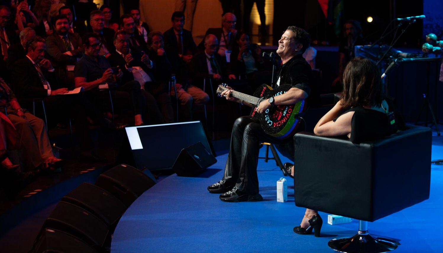 El cantante colombiano Carlos Vives.
