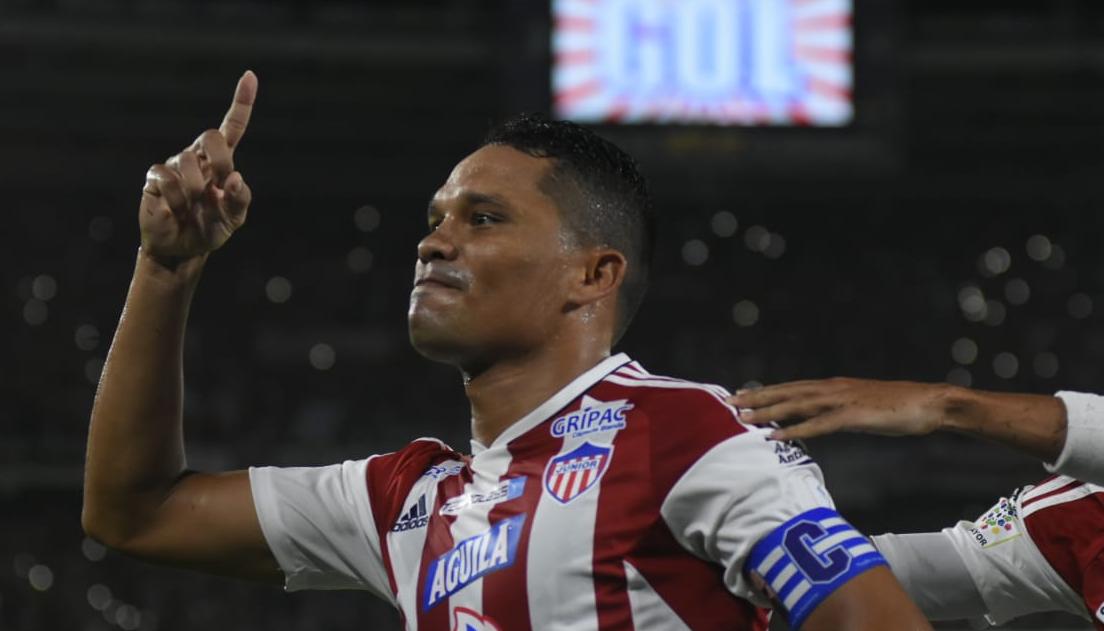 Carlos Bacca ingresó en el segundo tiempo del partido contra Boyacá Chicó.